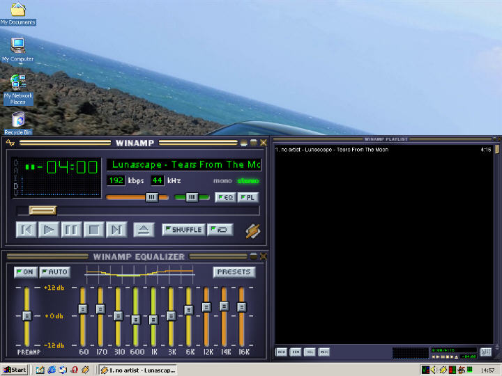 WinAmp playing a song